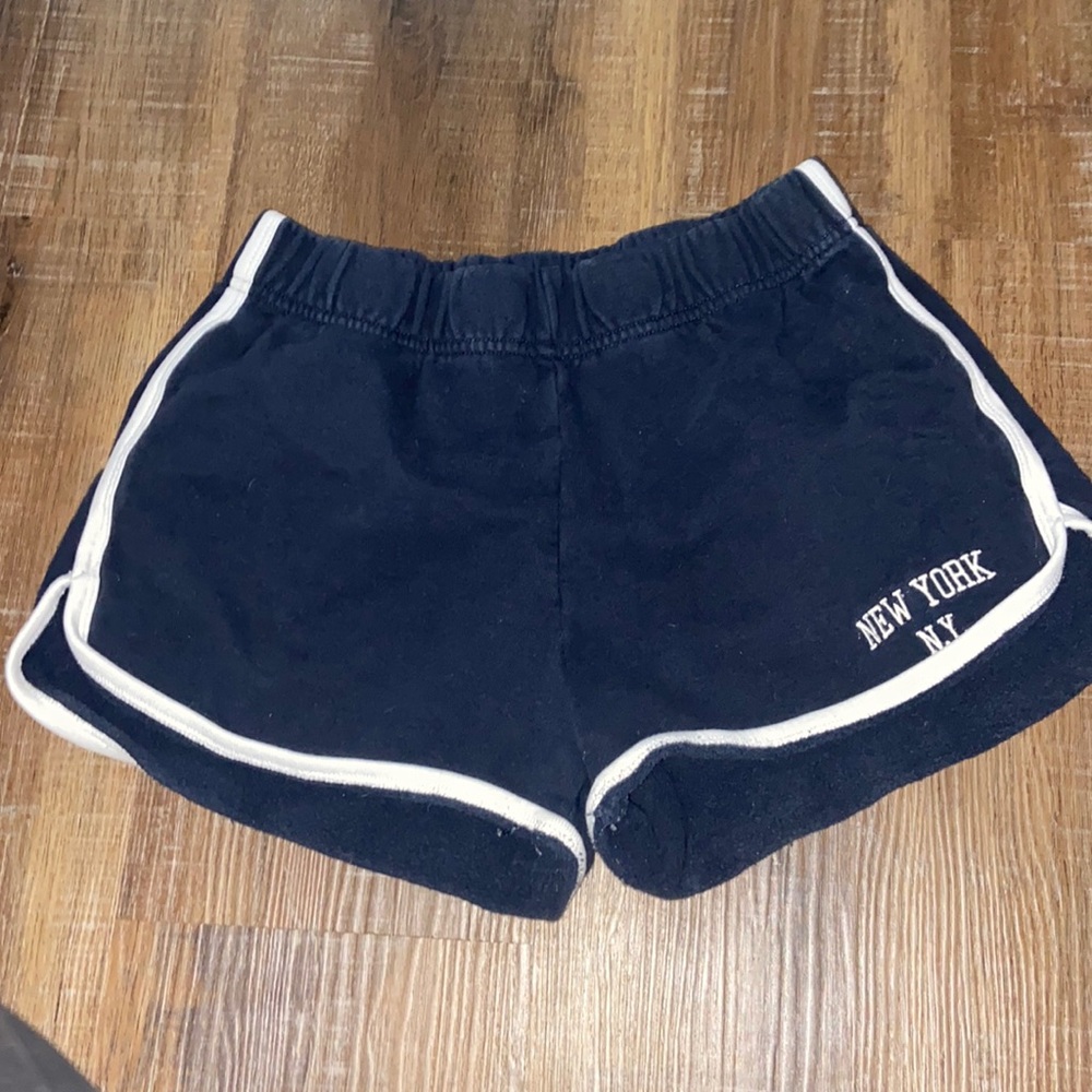 Brandy Melville New York Lisette Shorts